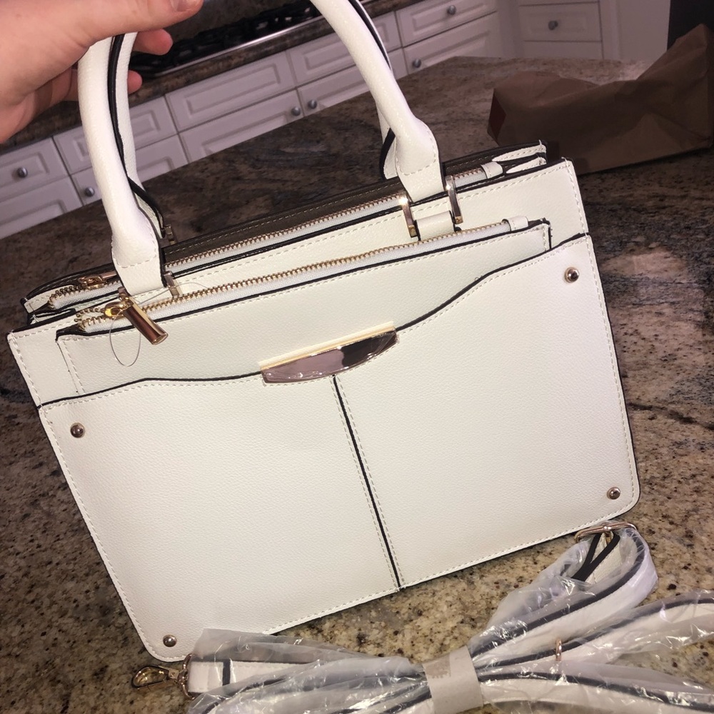 ANN TAYLOR BRAND NEW BAG
